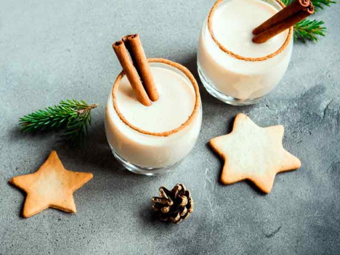 Cóctel Brandy Egg Nog Historia y Receta